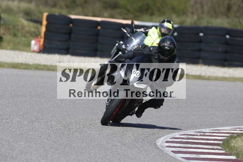 /01 02.04.2026 MAZ ADR/Gruppe gelb Gruppe gruen/60